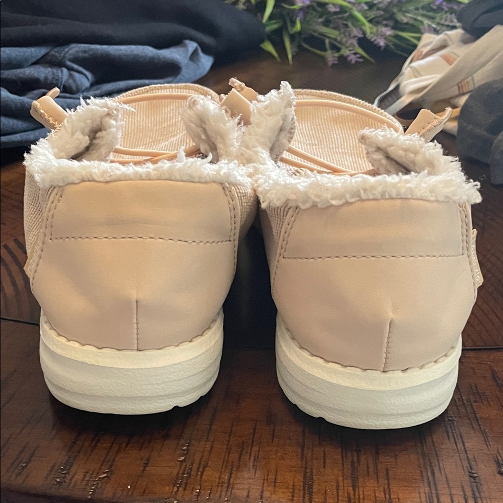 Hey Dude Women's Tan Corduroy Shoes - Picture 2 of 6